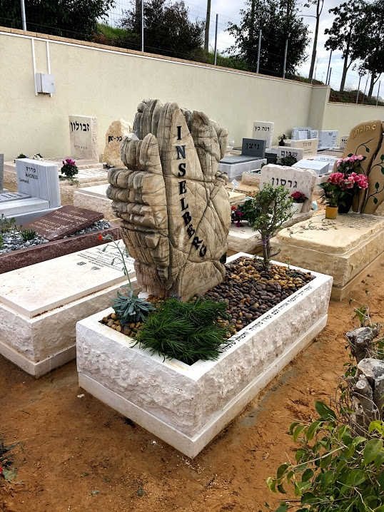 מצבה (45)